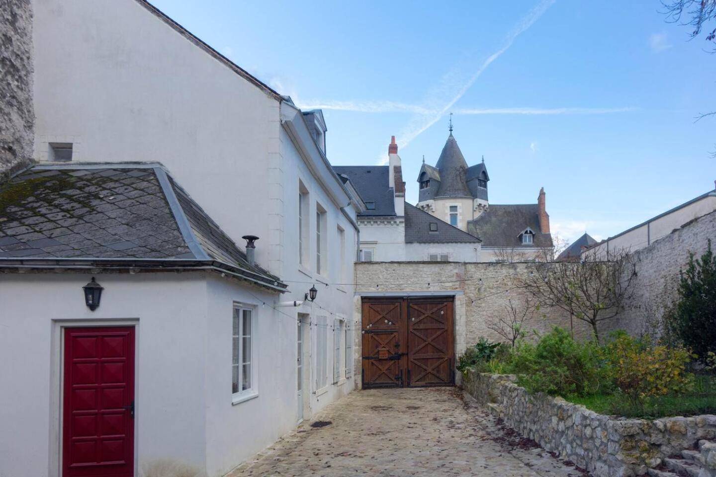 Domaine De Charme Au Coeur D'Orleans Classe 3 Etoiles - Bords De Loire - 21 Couchages Avec Parkings Prives Zewnętrze zdjęcie