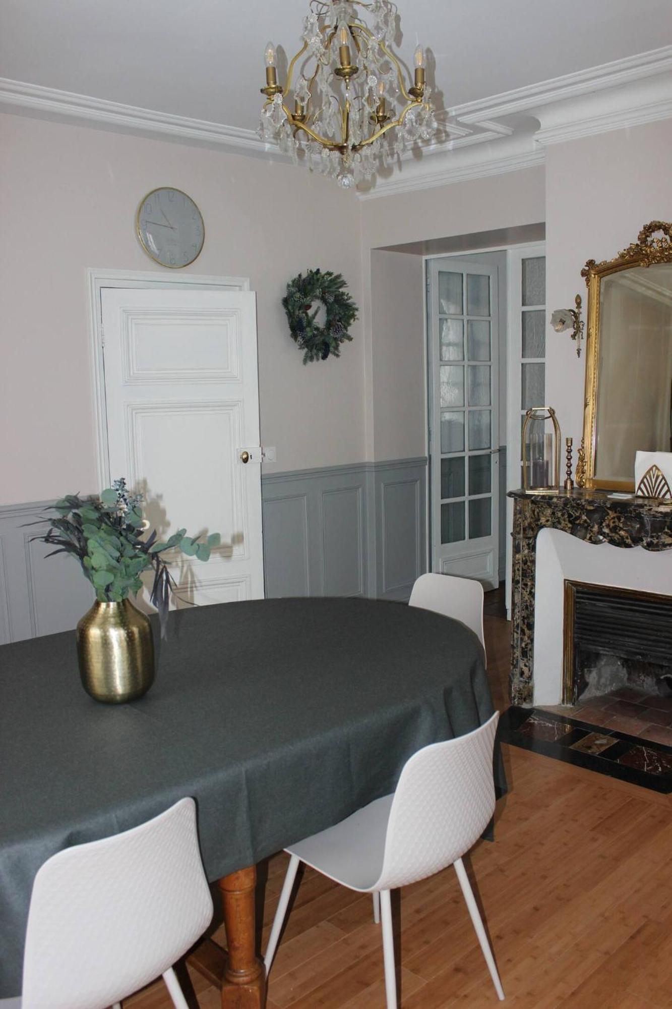 Domaine De Charme Au Coeur D'Orleans Classe 3 Etoiles - Bords De Loire - 21 Couchages Avec Parkings Prives Zewnętrze zdjęcie